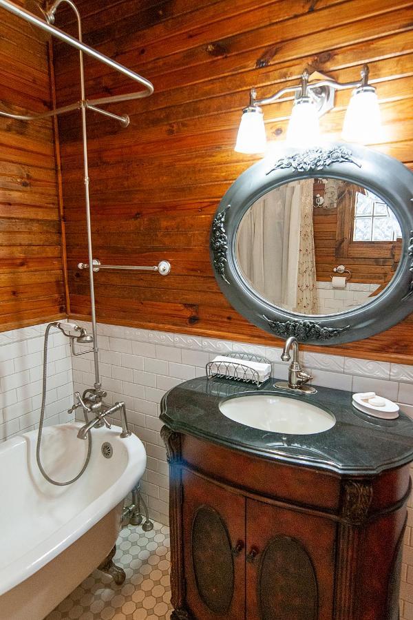 Dabbs Hotel Bed And Breakfast Llano 外观 照片