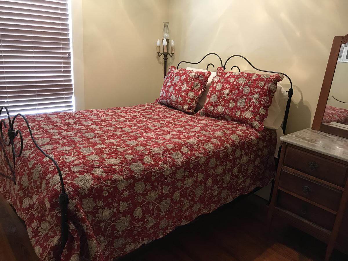 Dabbs Hotel Bed And Breakfast Llano 外观 照片